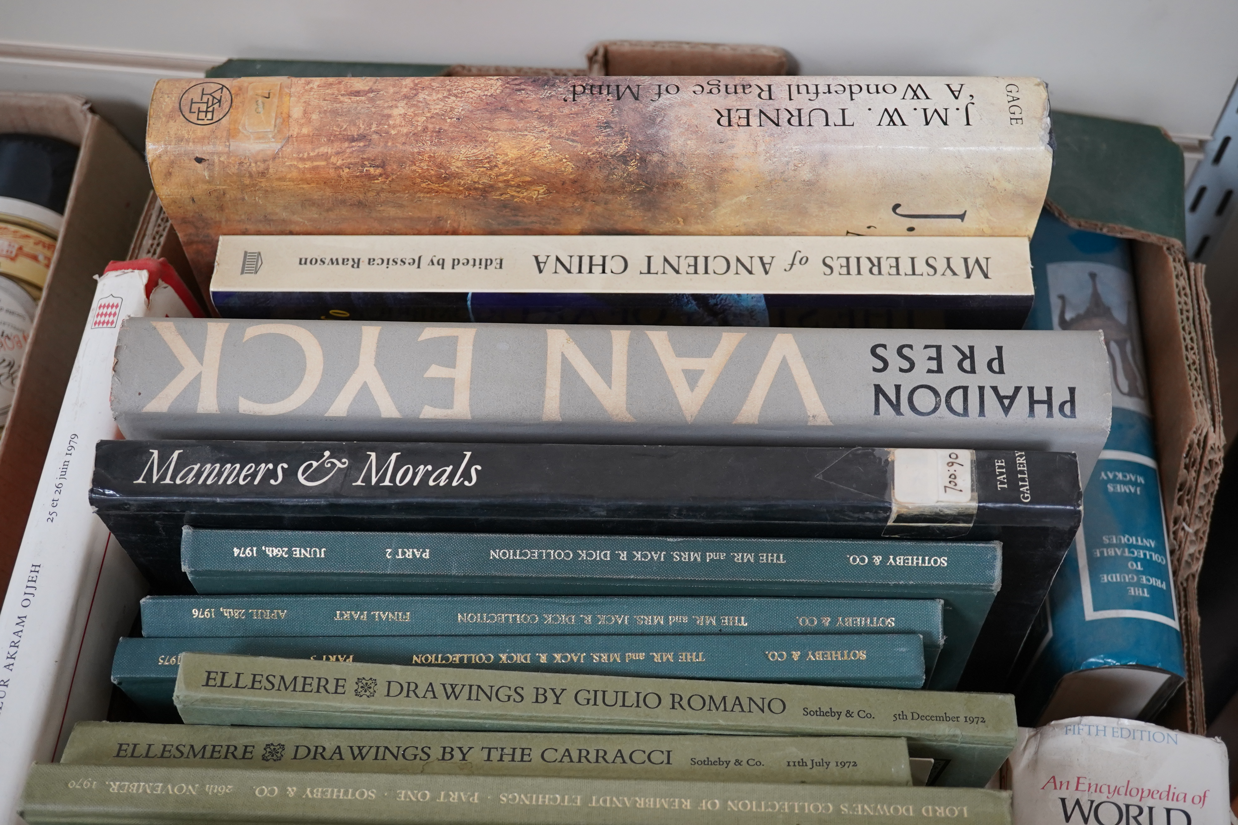 A quantity of mostly art reference books to include Simon Palmer, Canaletto and William Blake. Condition - varies